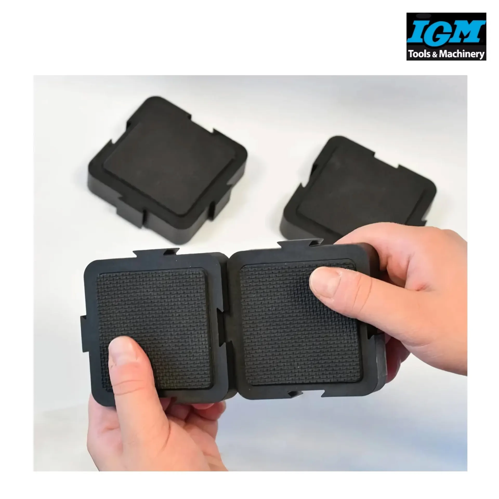 anti slip blocks IGM.