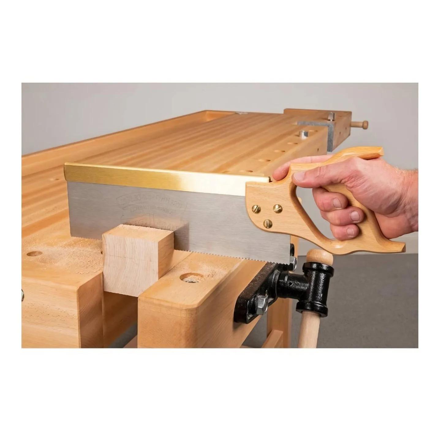 kapzaag-axminster-benchcraft.