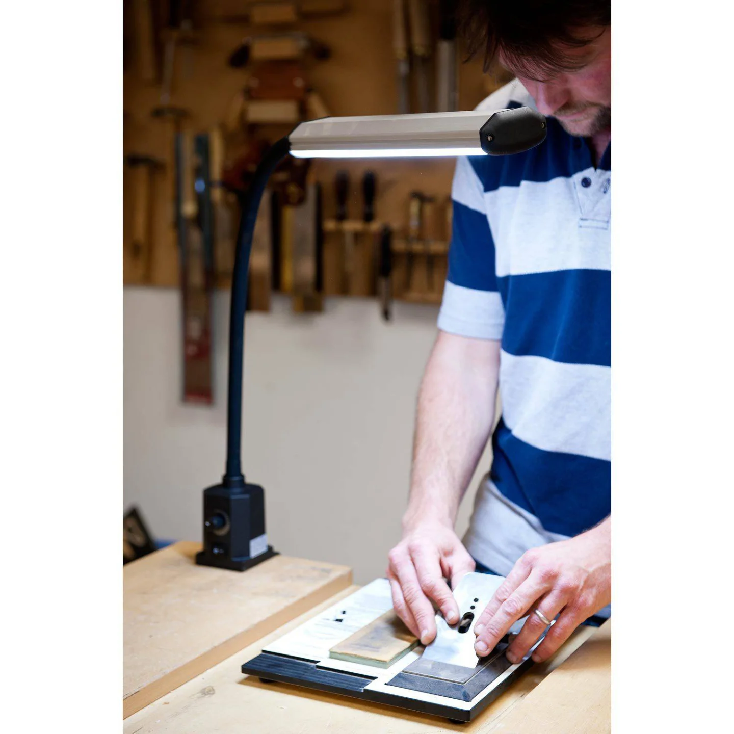 LED lamp met flexibele arm.