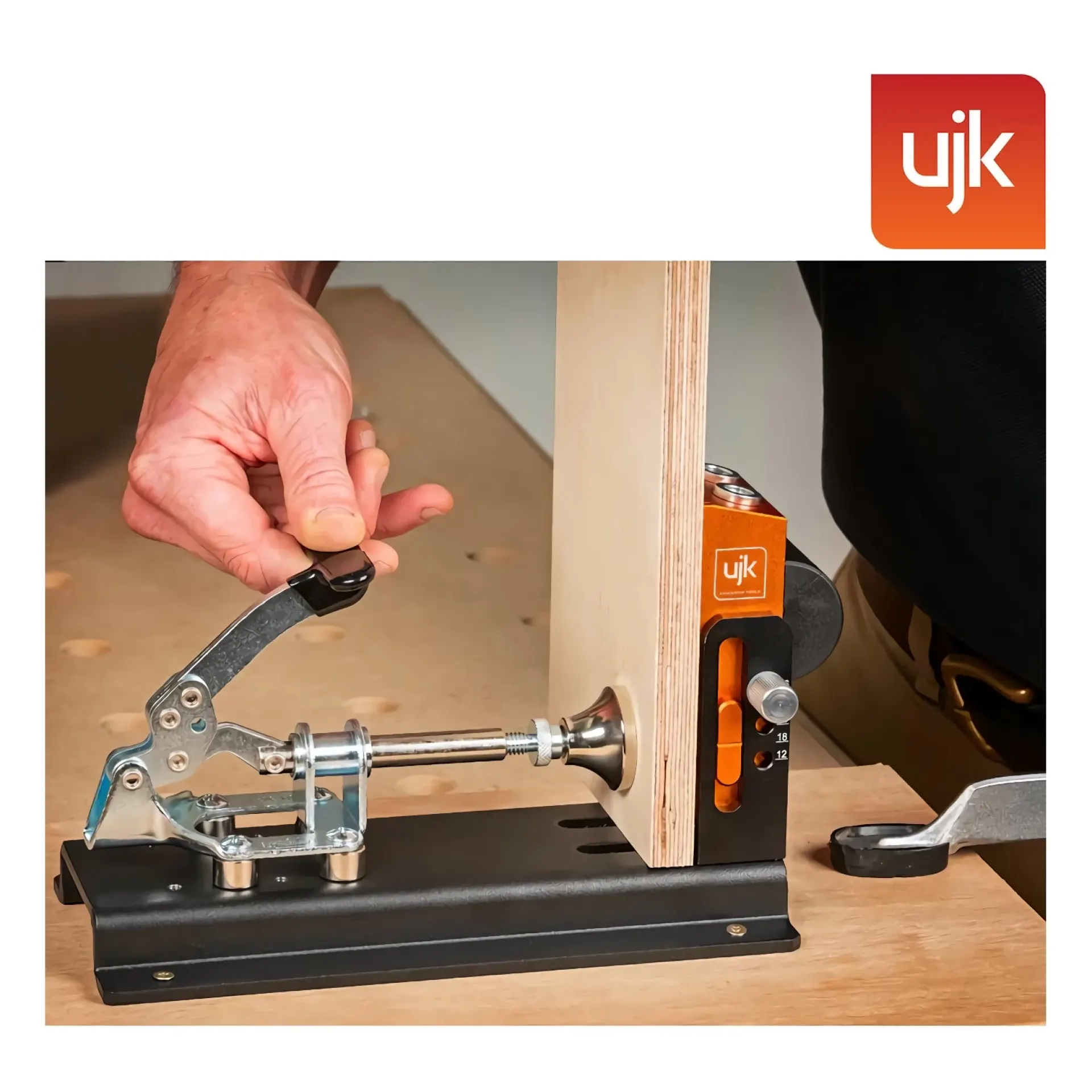 UJK pocket hole jig.