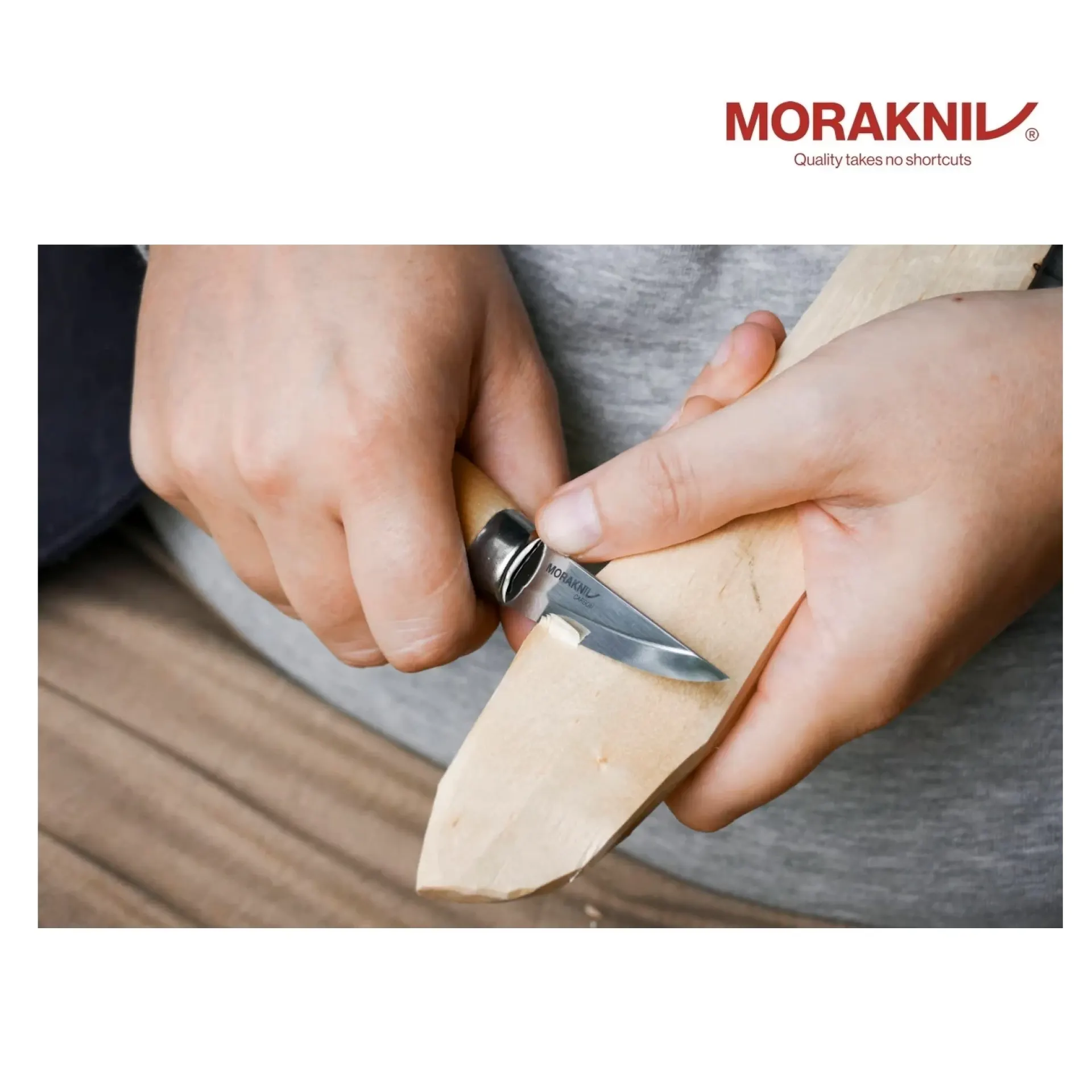 Mora 120 C houtsnijmes.