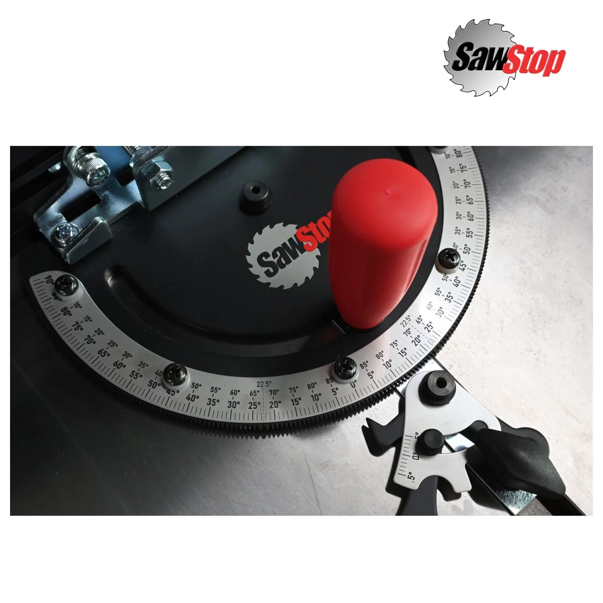 SawStop verstekgeleider hoekinstelling.